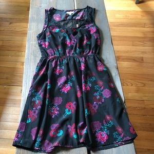 American Eagle Kirra Dress Size M Black floral
